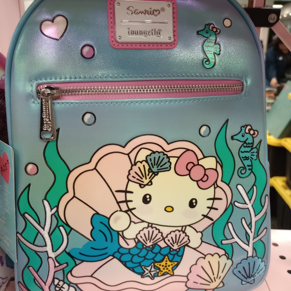 SOLD OUT! Sanrio Hello Kitty Seashell Backpack - Blue and Pink